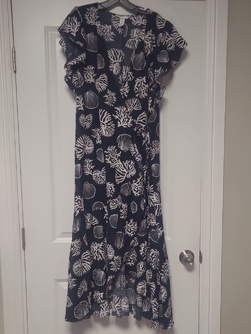 H&M Navy and White Shell-Pattern Maxi Dress